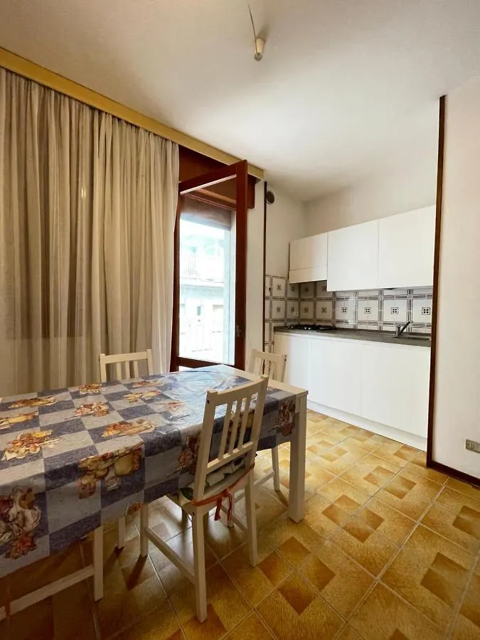 Condominio Union -Walterigato Apartments- Solo Per Famiglie- Lido di Jesolo Apartment