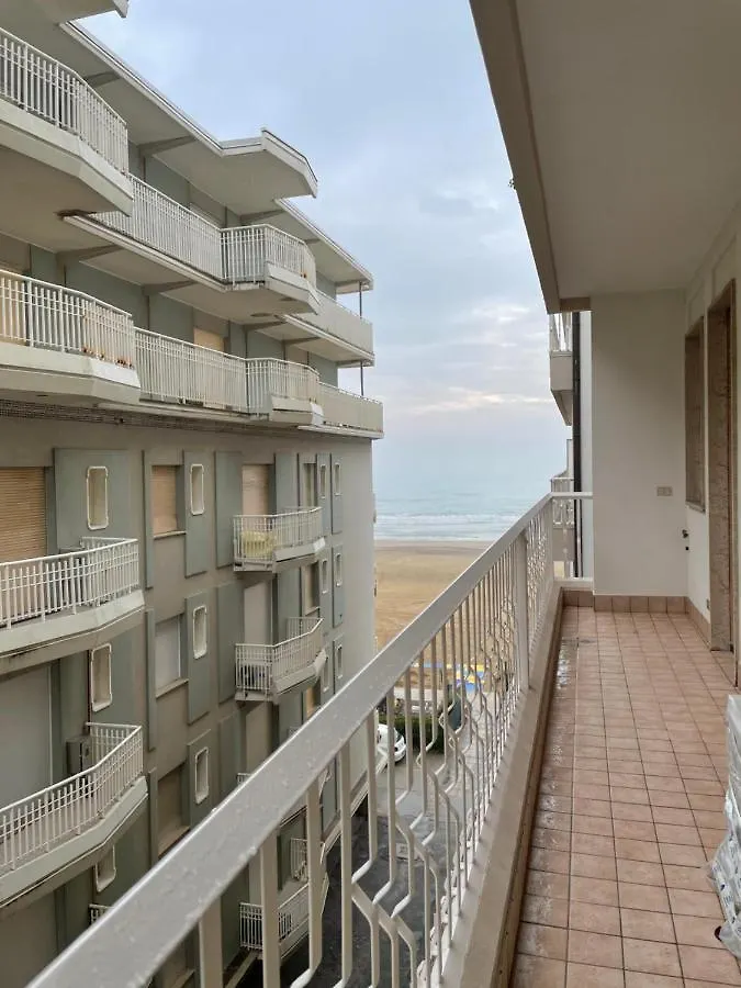 Condominio Union -Walterigato Apartments- Solo Per Famiglie- Lido di Jesolo Apartment